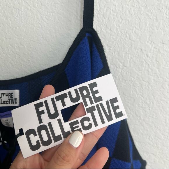 FUTURE COLLECTIVE KAHLANA BARFIELD WOMEN PLUS SIZE V NECK BLUE BLACK SWEATER - Picture 5 of 6